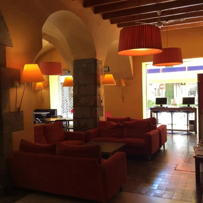 Hotel Canet Castello d'Empuries 2*, Castello  D'Empuries Spain
